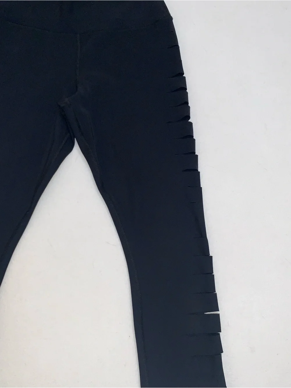 ALO Yoga sleek black