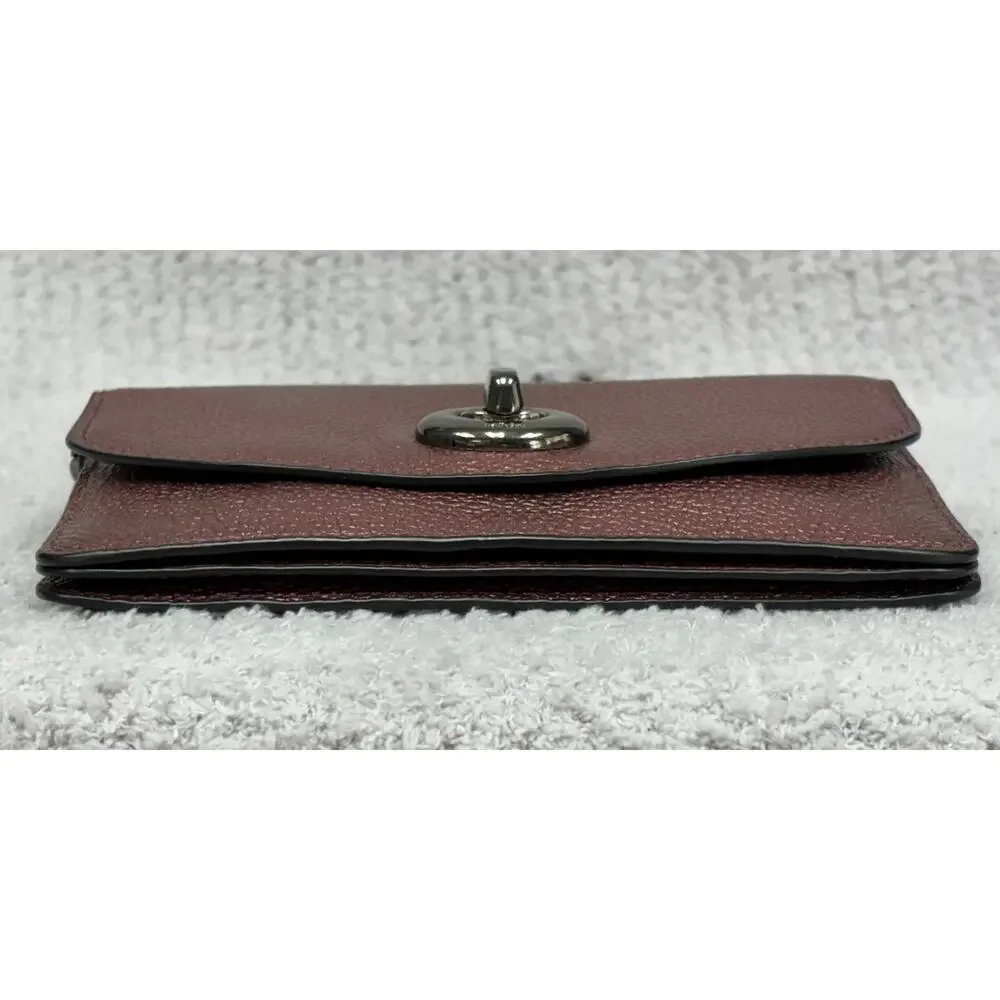 Coach exterior slip