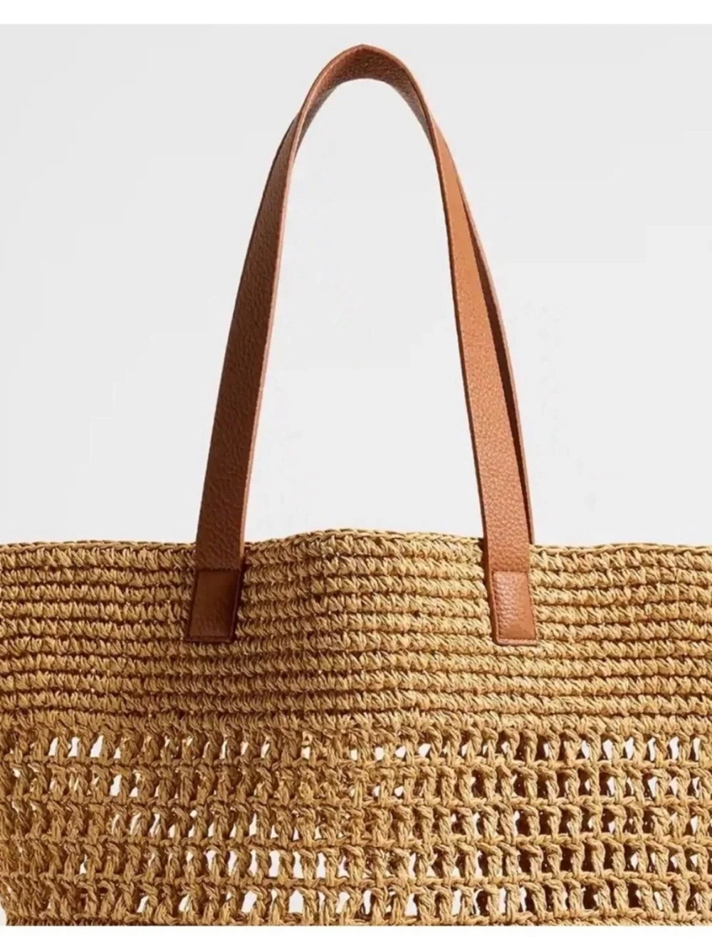 Banana Republic unique gives