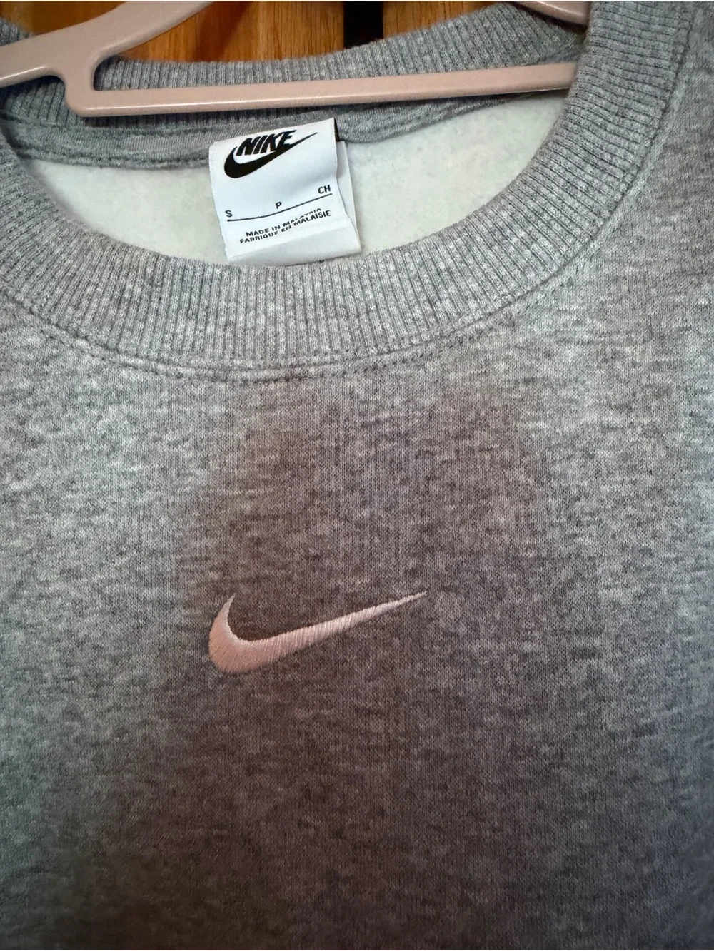 Nike classic crewneck