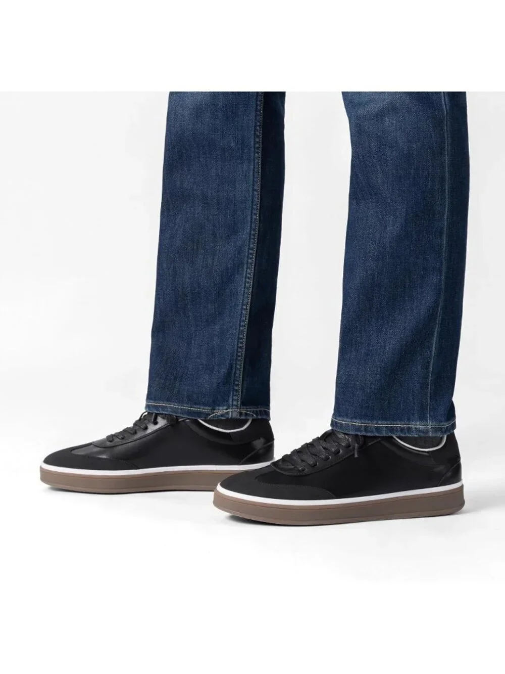 N/A timeless sneaker