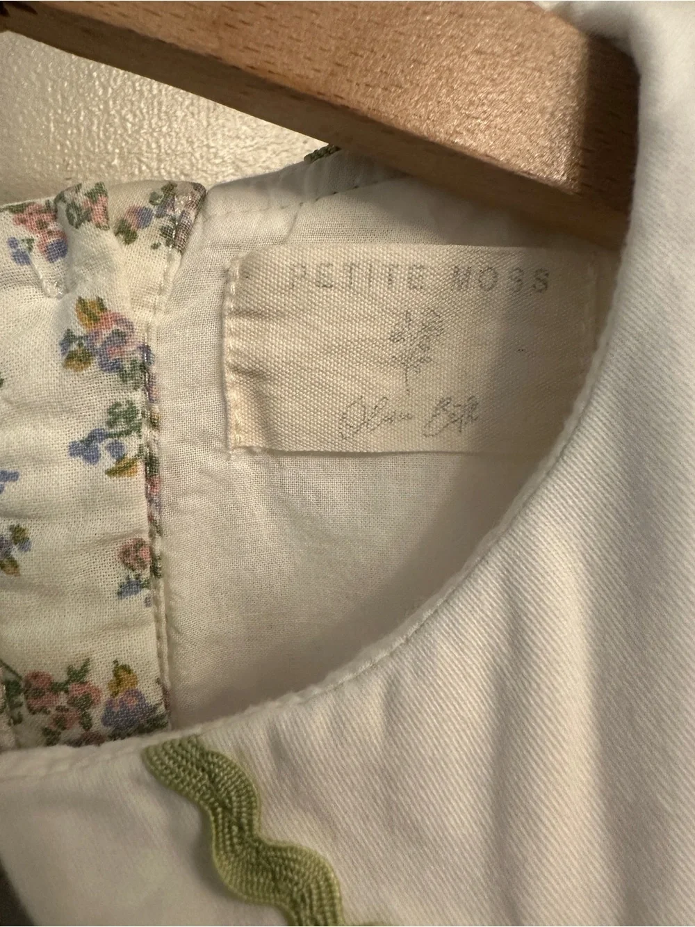Petite moss charming cream