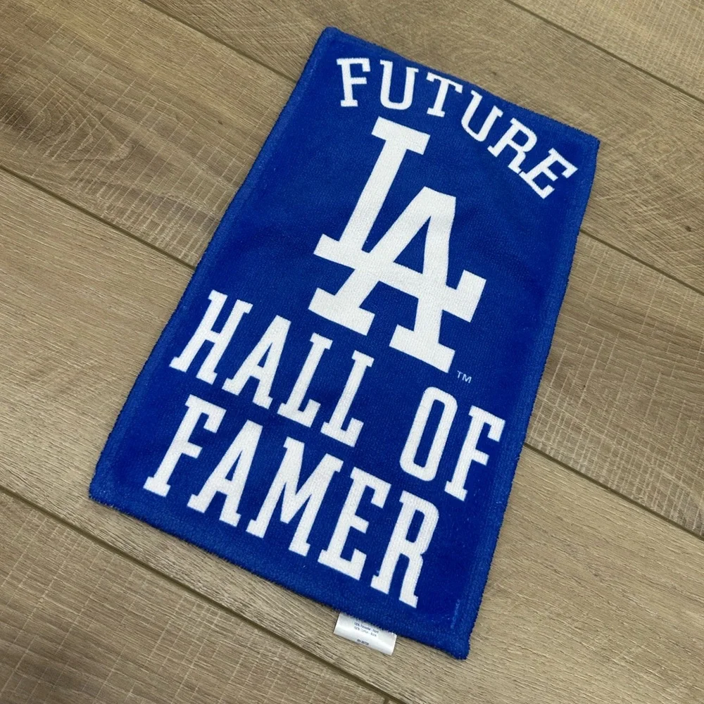 Los Angeles Dodgers Future Hall of Famer Mini Towel NWOT