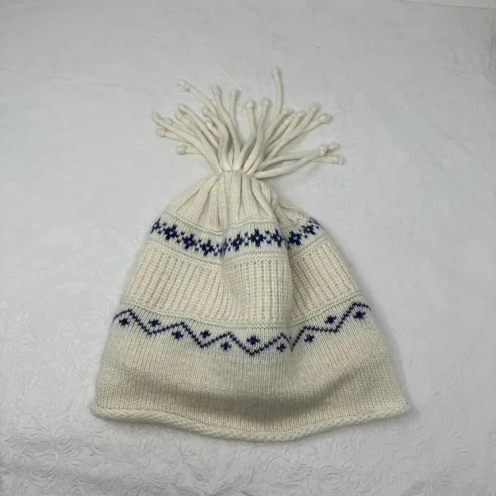 Hand Knit Fair Isle Beanie Hat Tassel White Blue Unisex Nordic-style Winter Ski