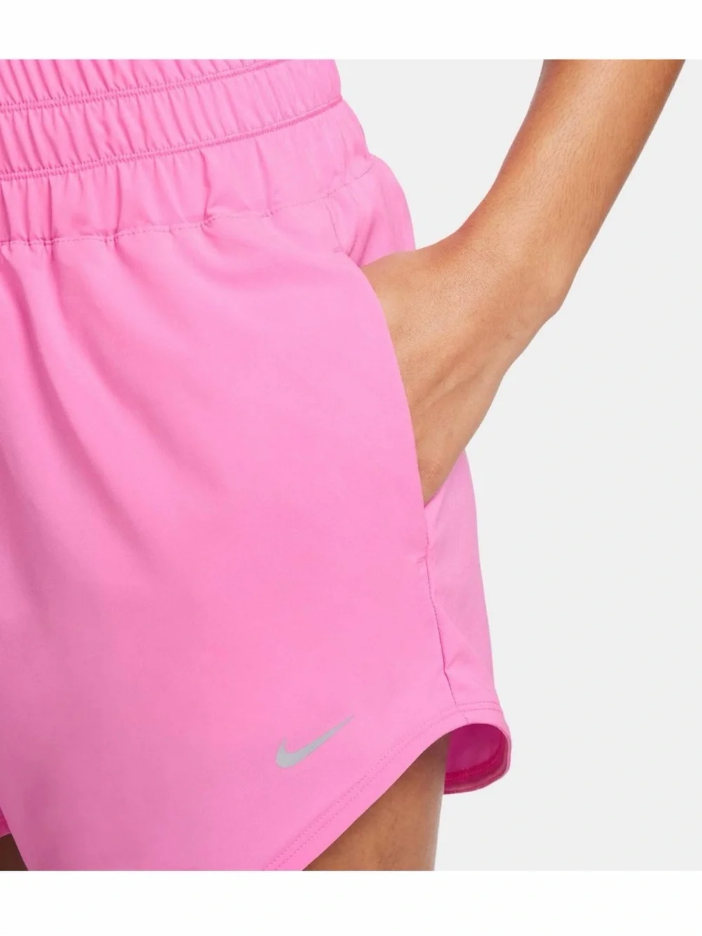 Nike women one