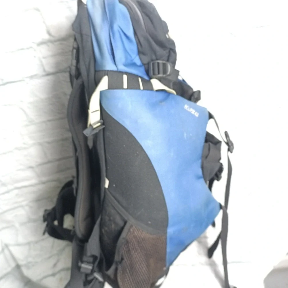 Osprey Eclipse 42 Technical Backpack Blue Black Hiking Climbing Bag Size Small