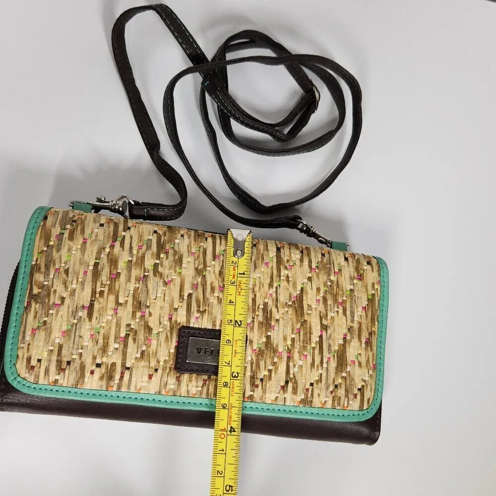 Velez crossbody flap use