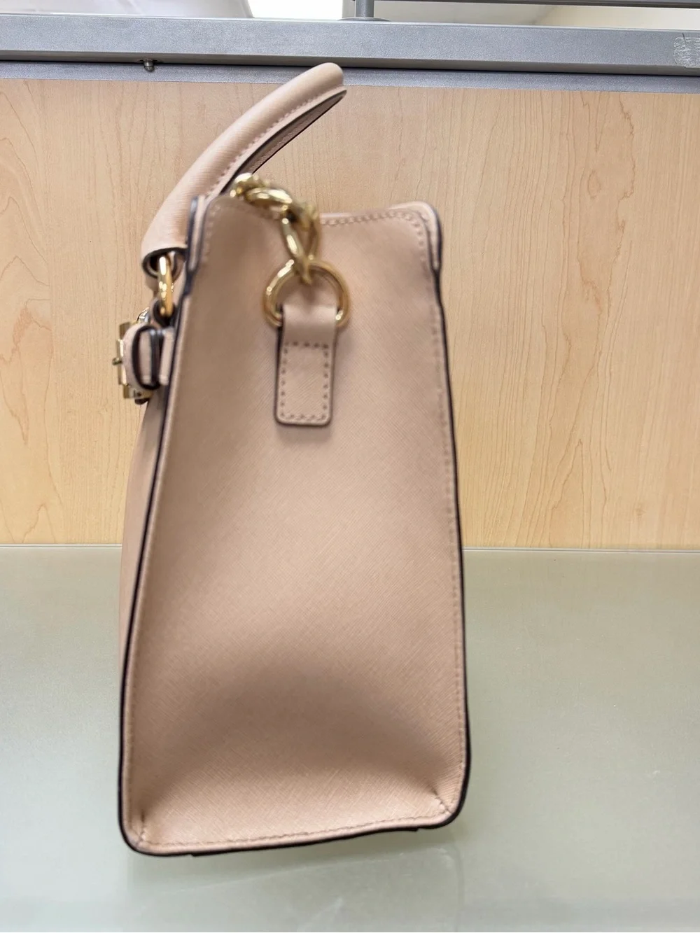 EUC Michael Kors Pink Saffiano Leather Satchel