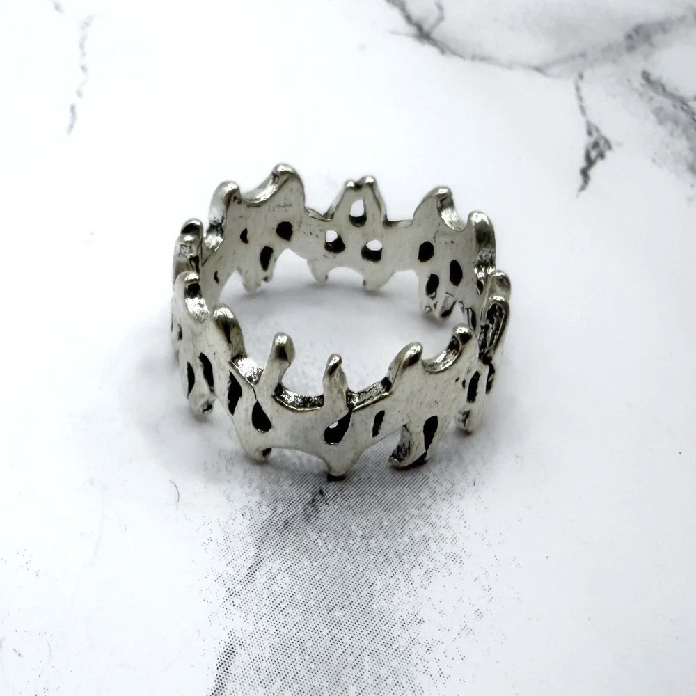 Silver Tone Abstract Flame Cutout Band Ring Size 8.5 Gothic Spooky Style