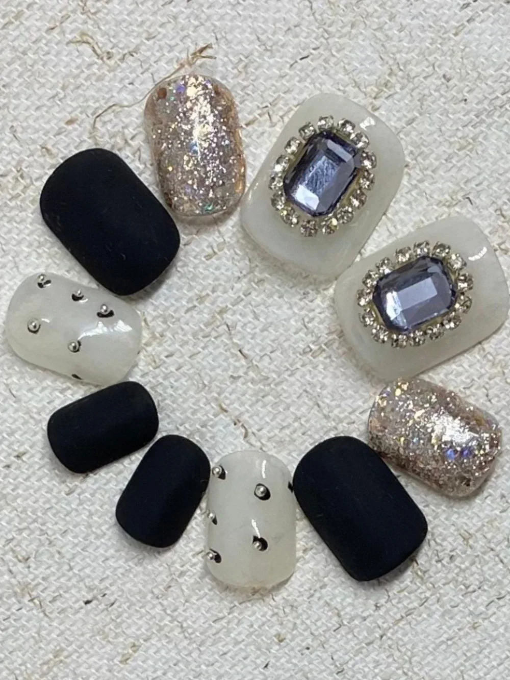 Handmade chic black