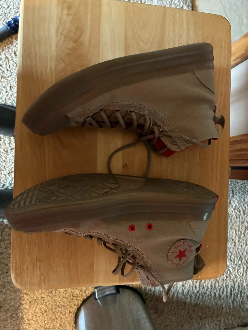 Converse mid top