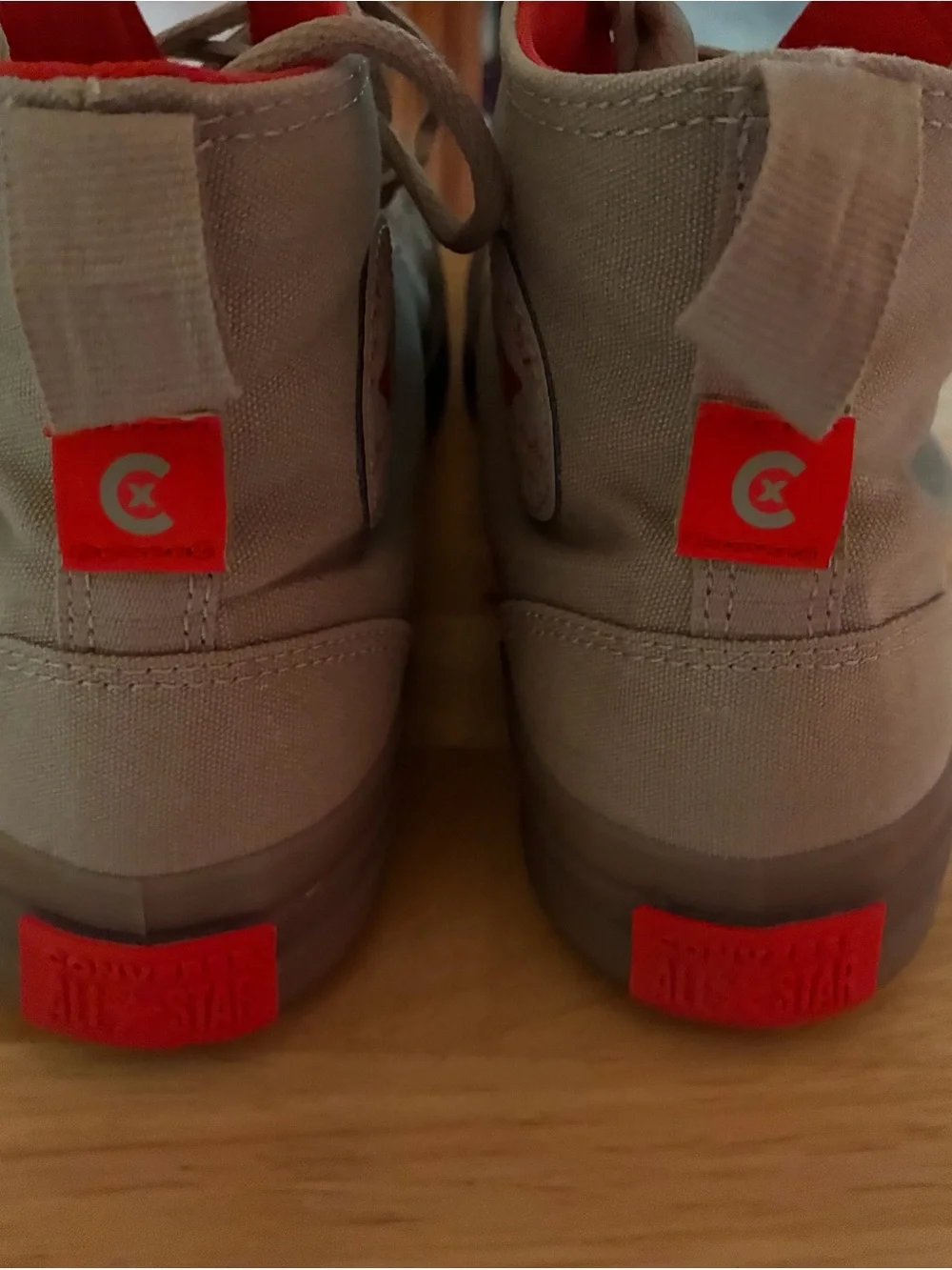 Converse mid top