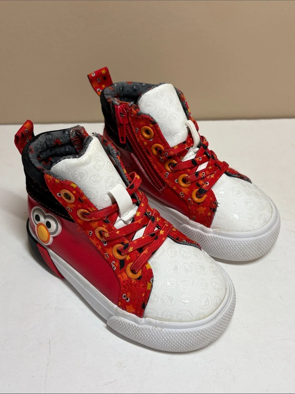 Kohl's Collab with Sesame Street Elmo Red & White Kids High-Top Sneakers, Zipper
