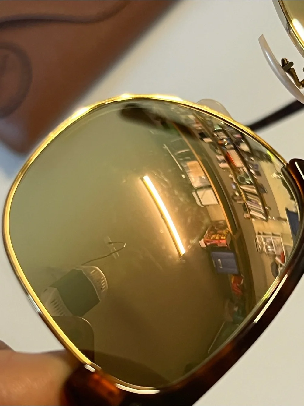 Ray-Ban iconic ray