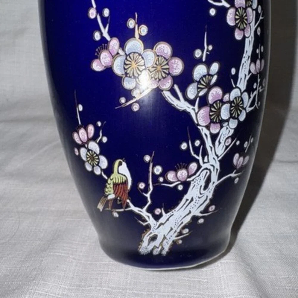 Yamato Japan Porcelain Cobalt Blue Cherry Blossoms Bird Floral Gold Rimmed Vase.