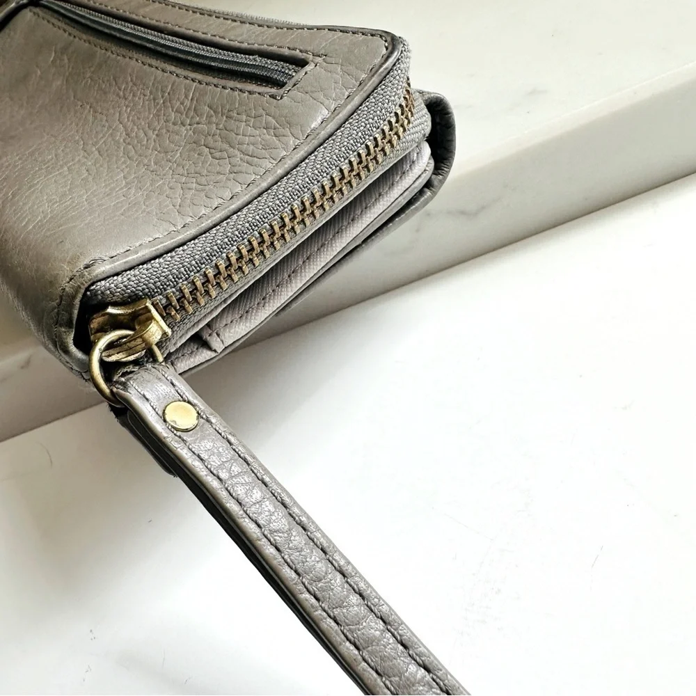 Fossil pre loved