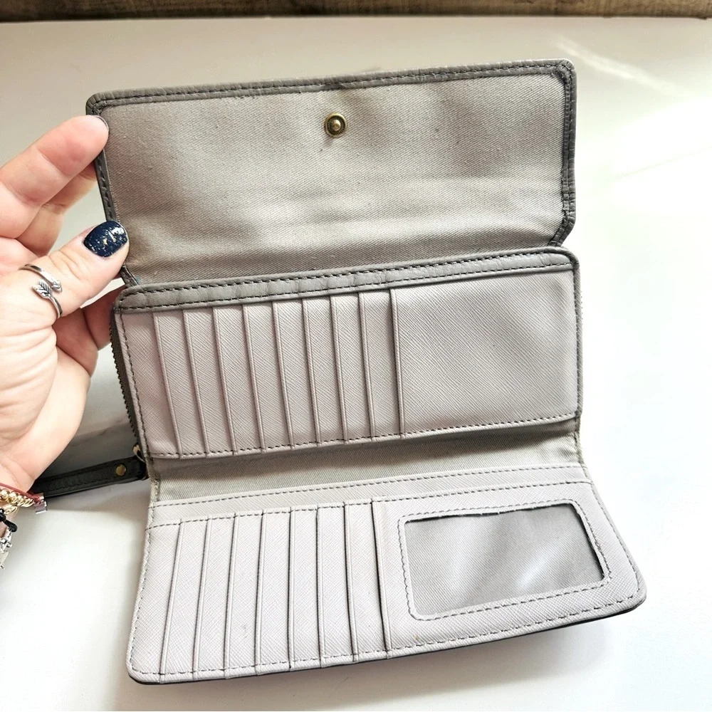 Fossil pre loved
