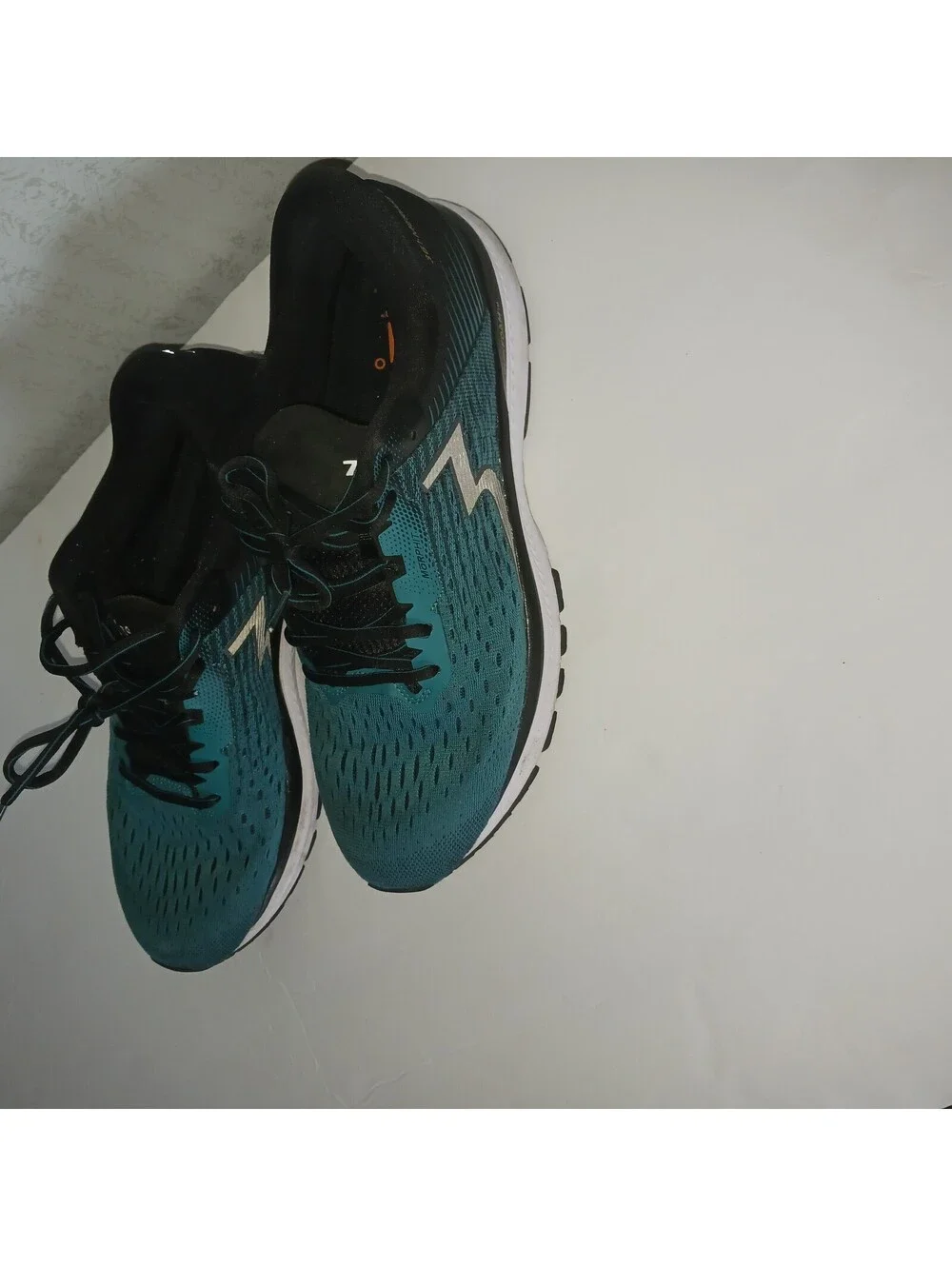 N/A degrees running athletic
