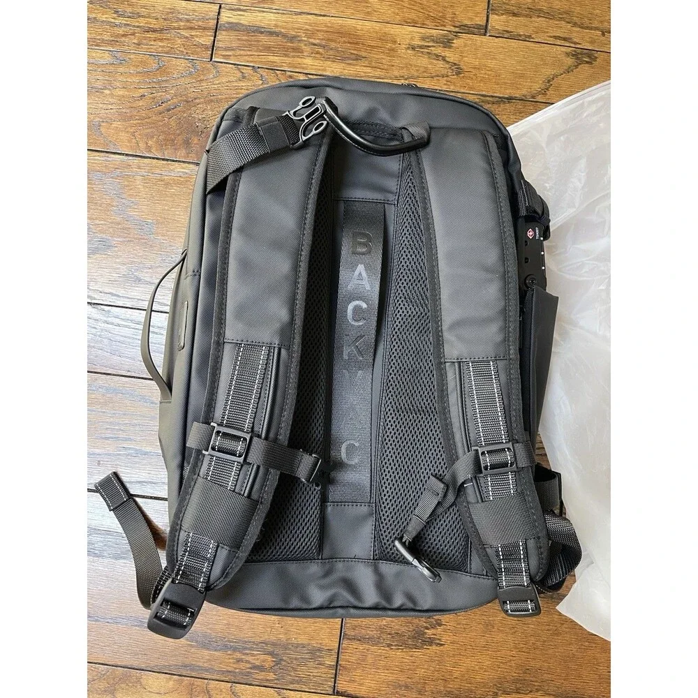 Backvac pro backpack