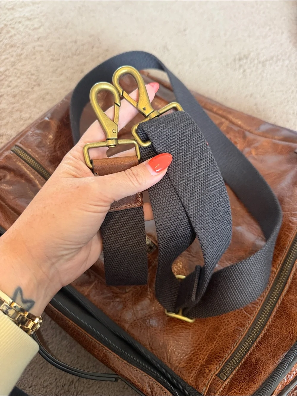Fossil buckner convertible