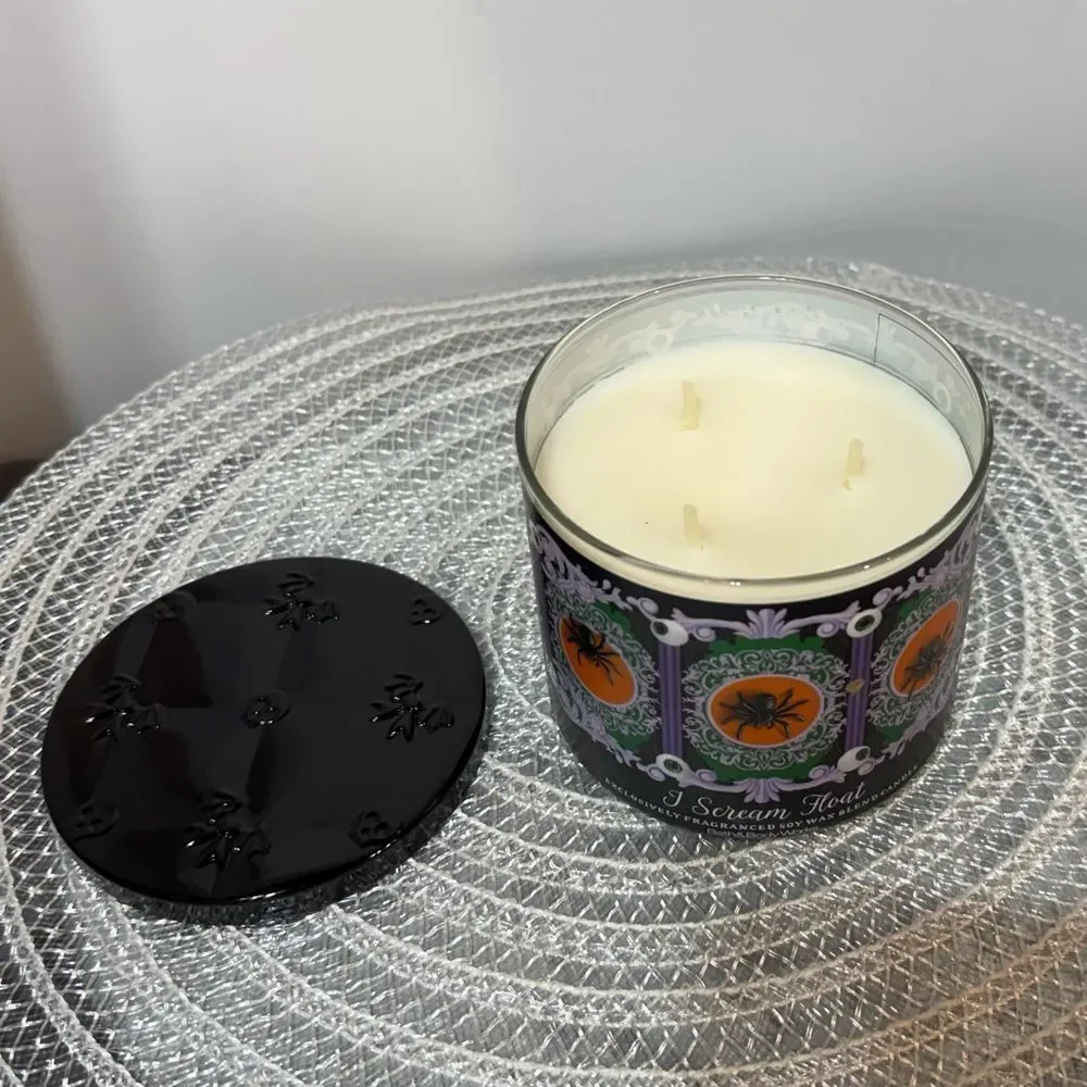 Bath & Body Works bbw scream
