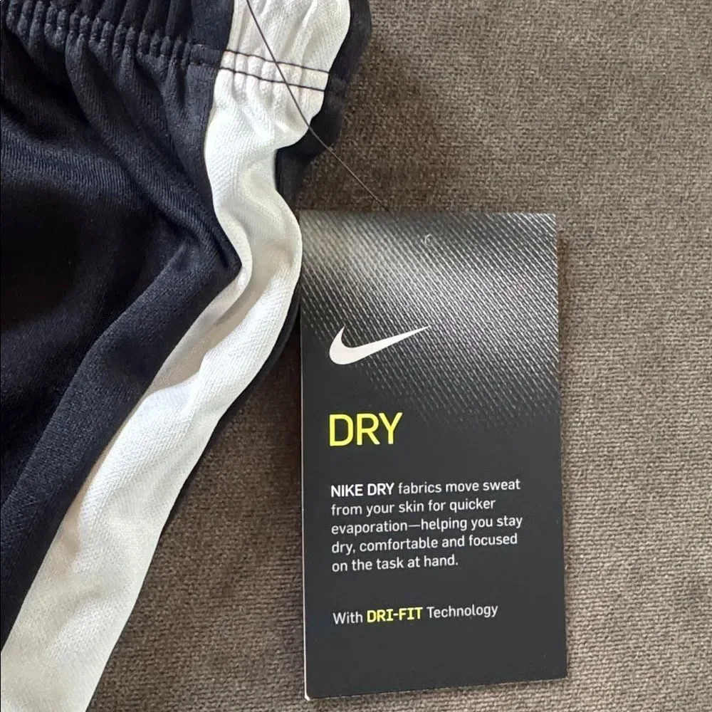 Nike women’s dri