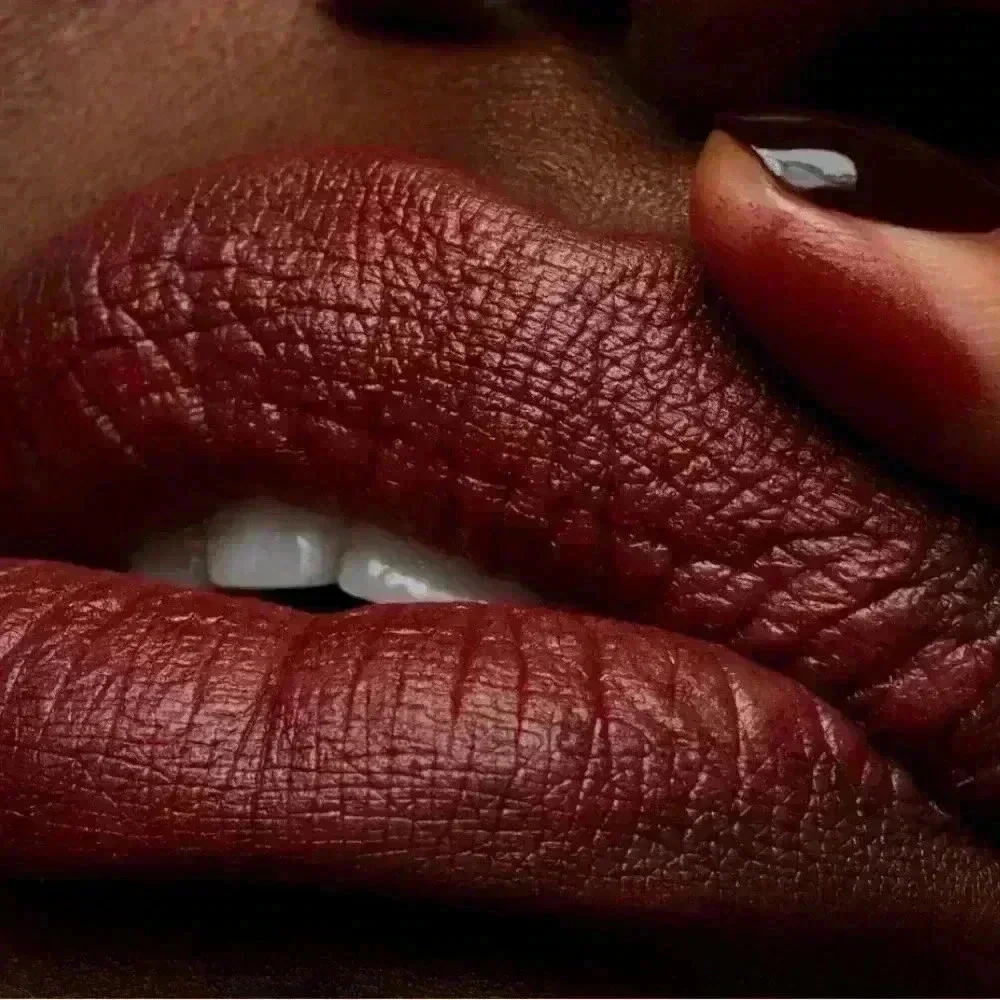 MAC Cosmetics never free