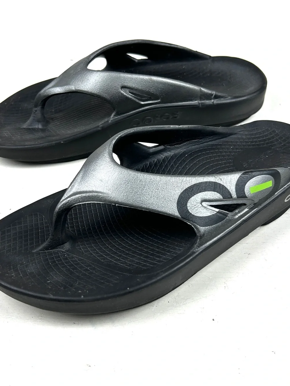 OOFOS toe slide