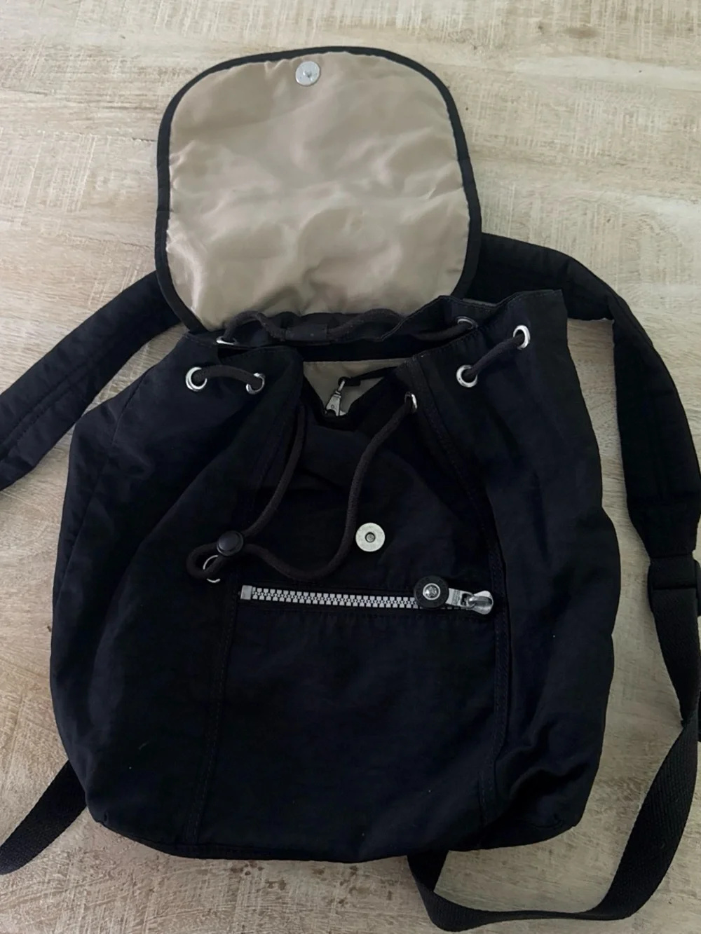 Kipling compact black