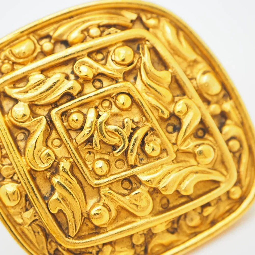 CHANEL gold earrings