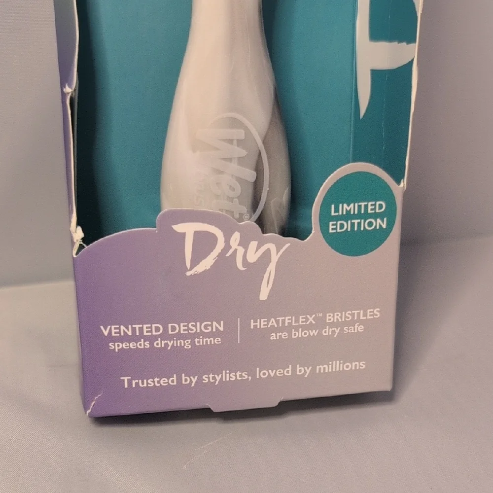 Wet Brush this innovative