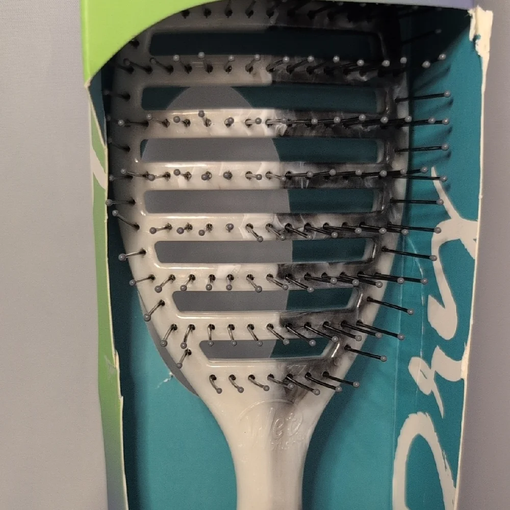 Wet Brush this innovative