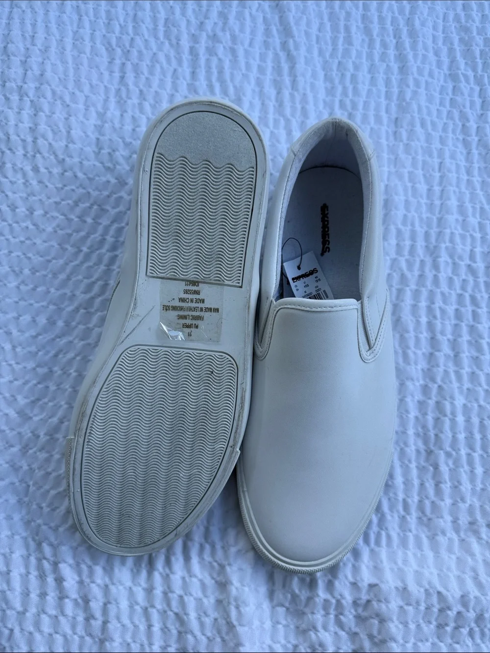 Express clean white