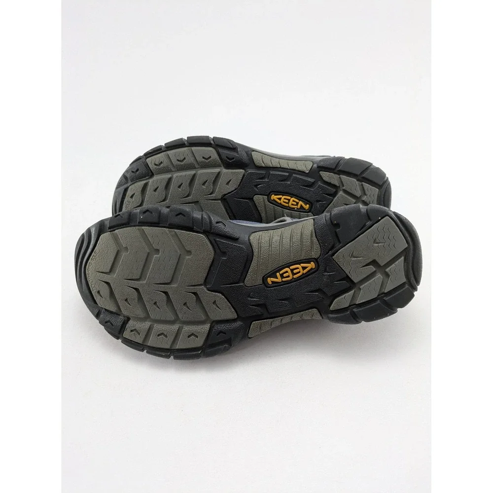 Keen mens newport