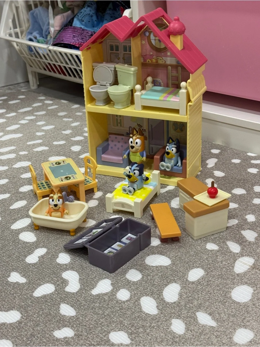 Bluey includes house