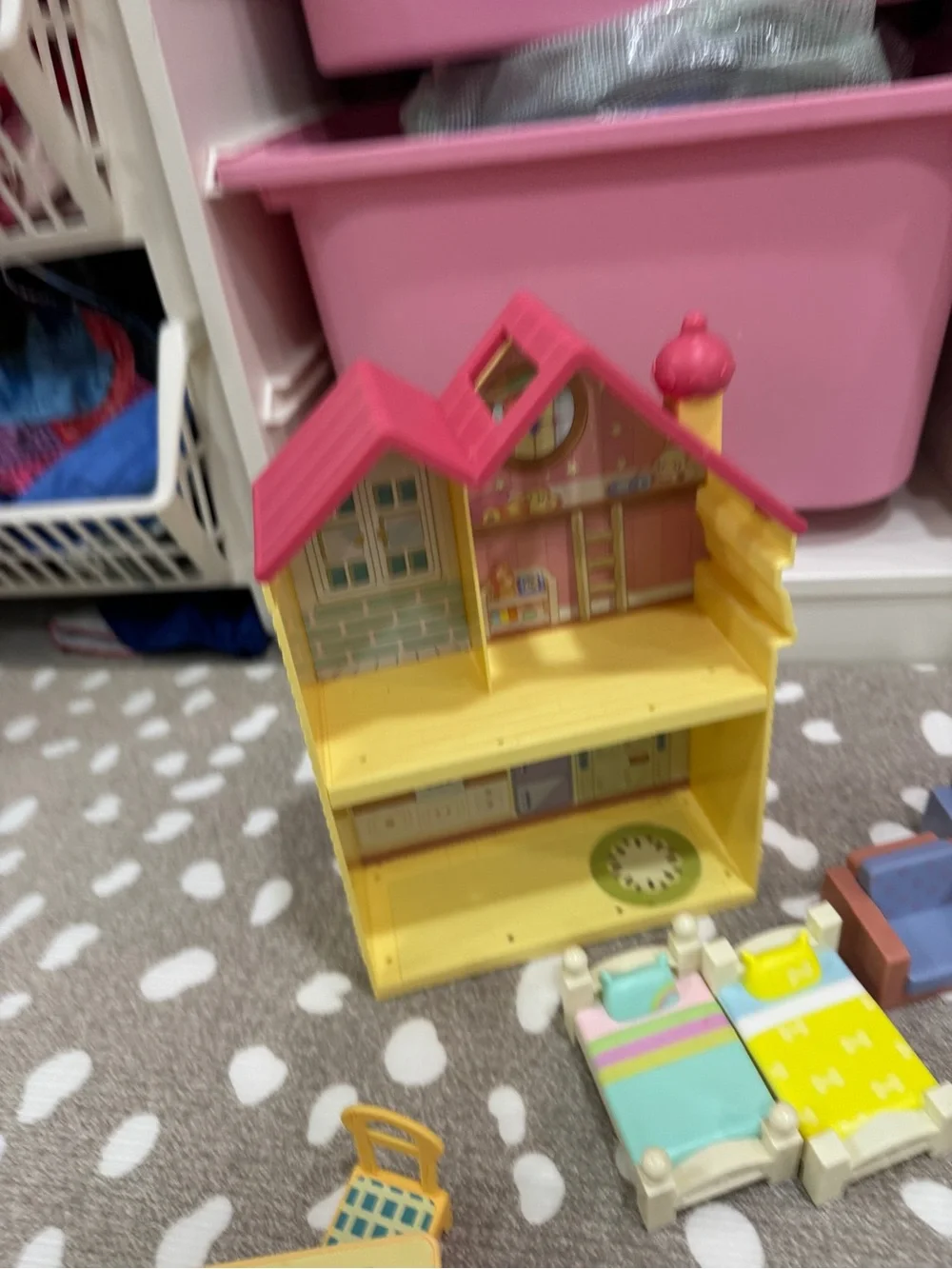 Bluey includes house
