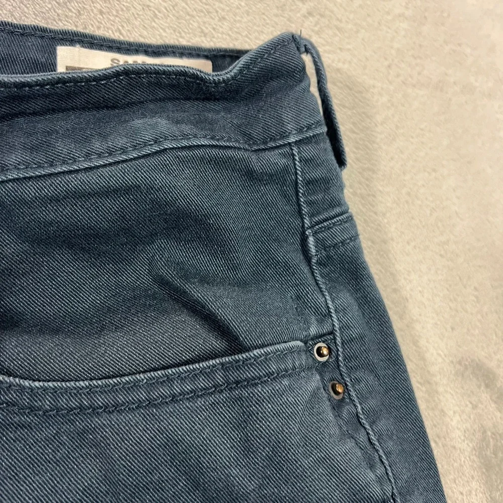 Buffalo David Bitton measurements solid