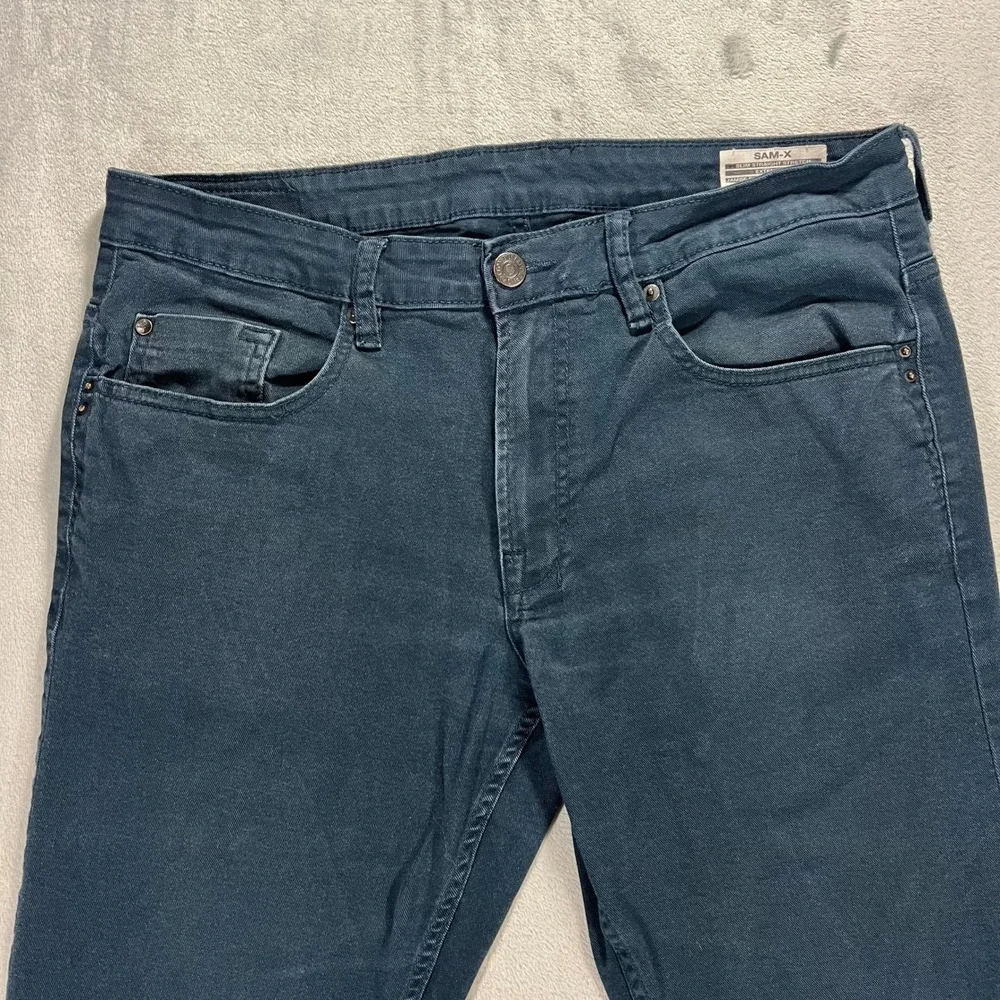Buffalo David Bitton minimalist workwear 30