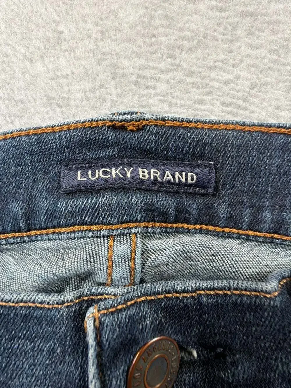 Lucky Brand waist 17