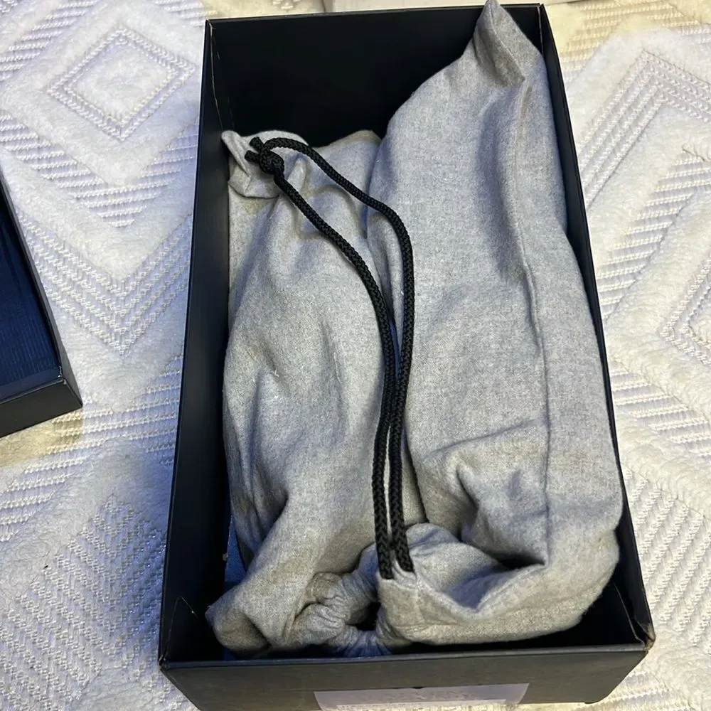 Allen Edmonds brand new