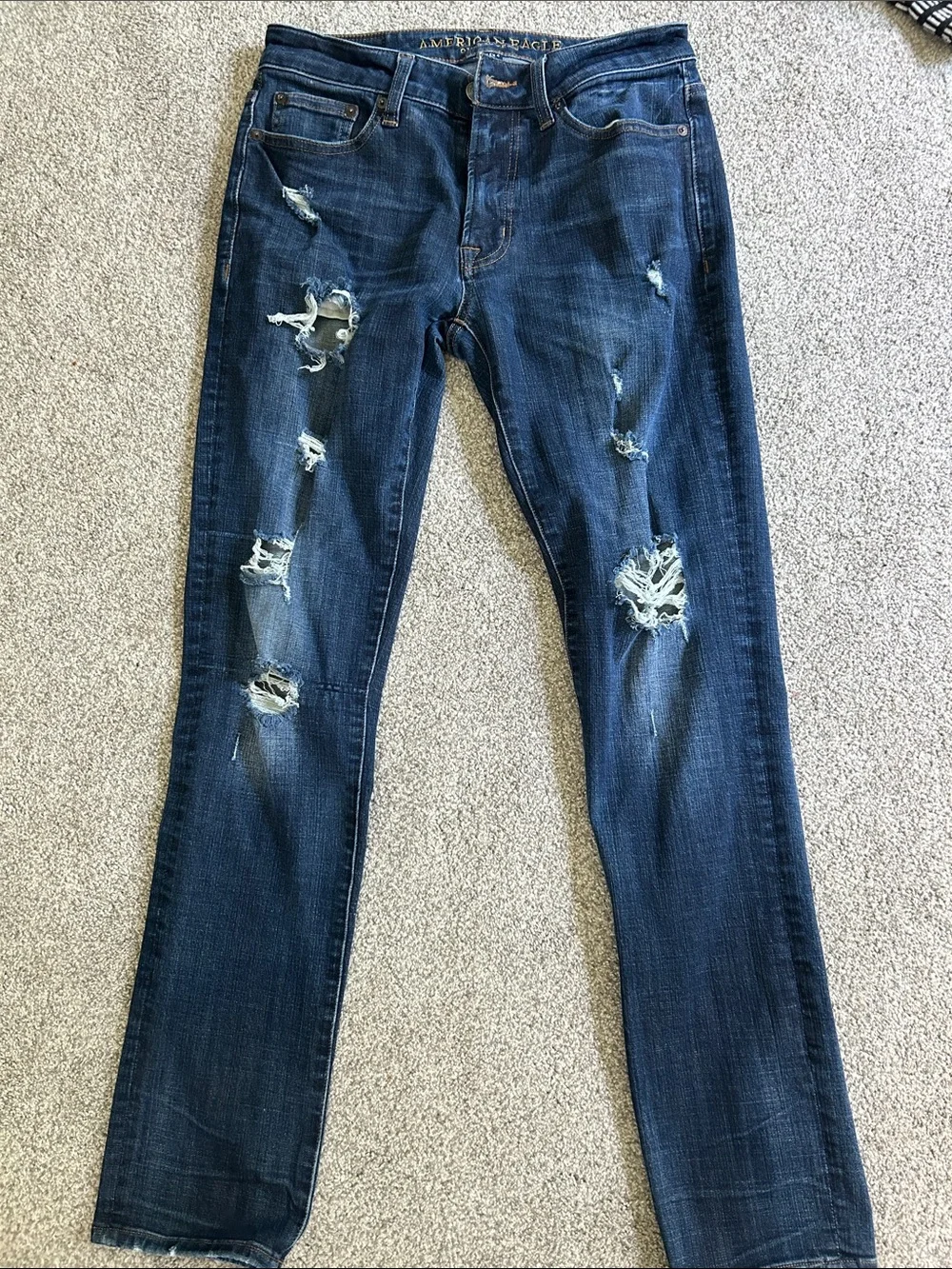 American Eagle Distressed Dark Wash Jeans