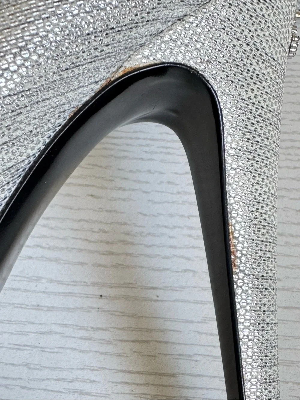CHANEL pumps metallic