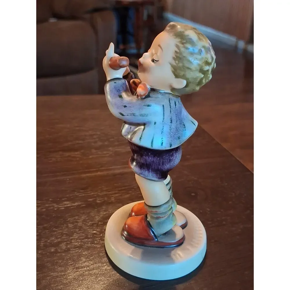 Hummel, Goebel figurine excellent