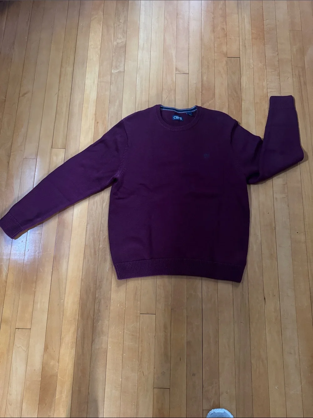 Chaps Men's Crewneck logo Sweater in Wine size L