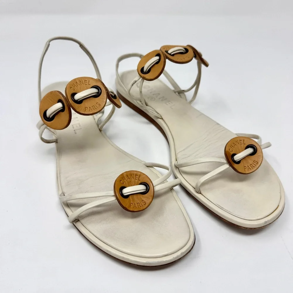 CHANEL authentic flat
