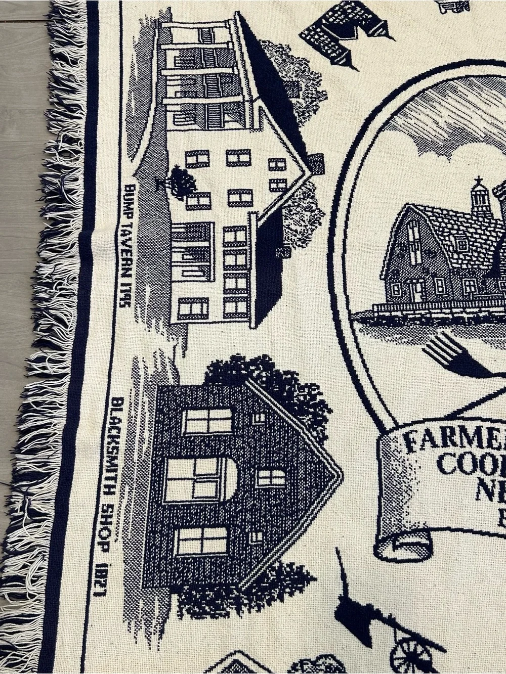 N/A woven souvenir