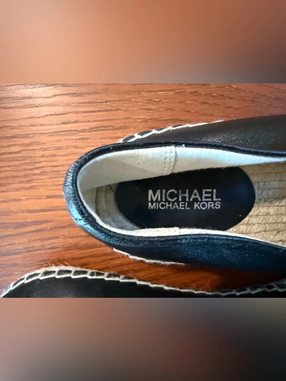 Michael Kors flat slip