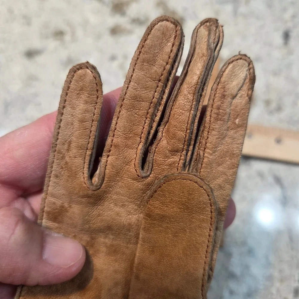 N/A vintage tan
