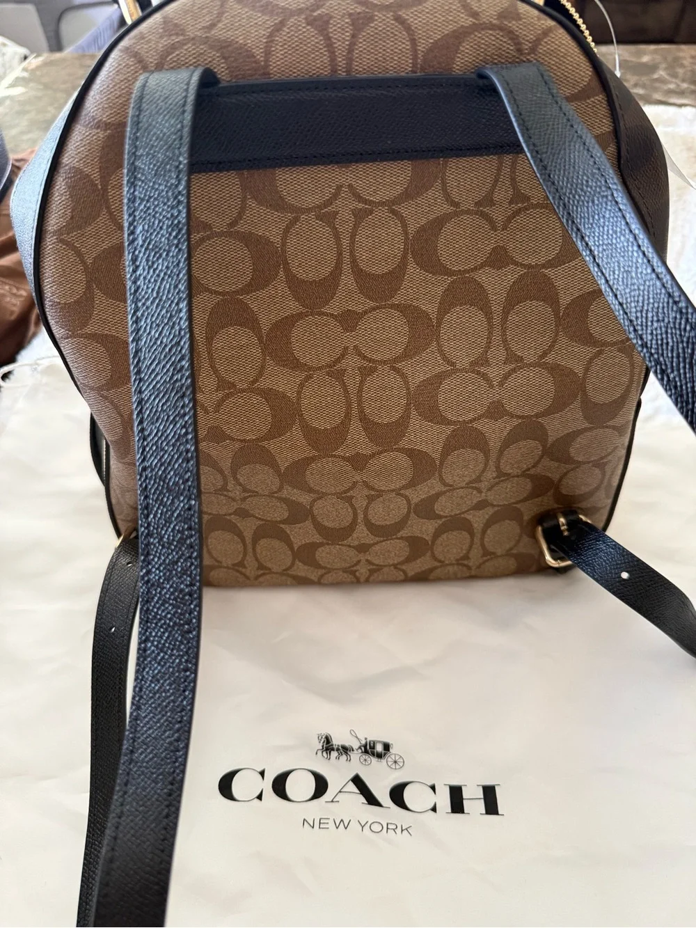 Coach compact mini