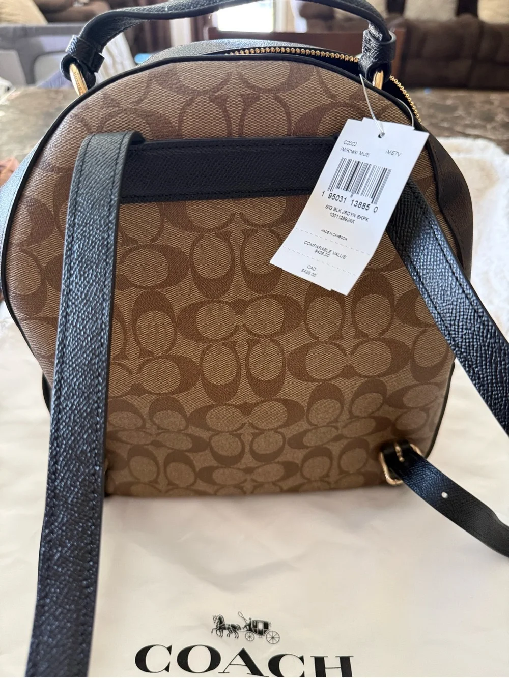 Coach compact mini
